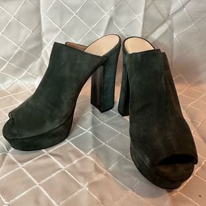 Kenneth Cole Dark Green Peep-Toe Mules, size 39